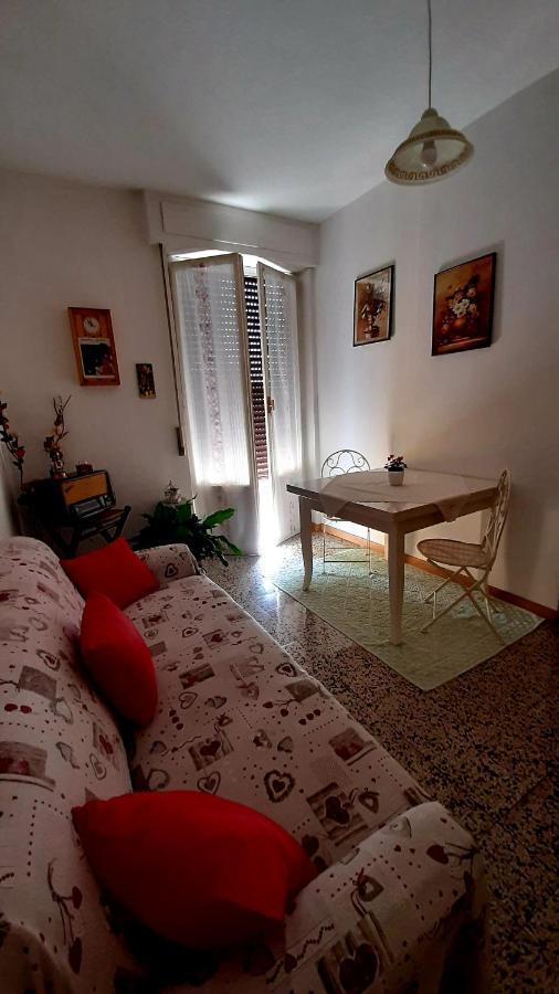 B&B Rosa Samarate Zewnętrze zdjęcie